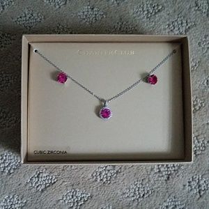 Necklace and earring set